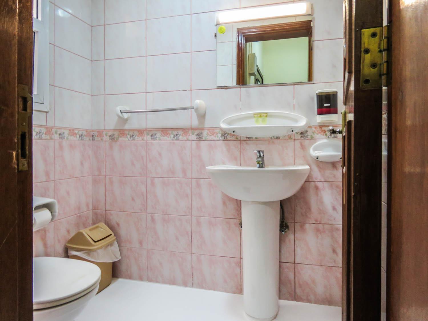 Al Ferdous Hotel Apartment Sharjah Exterior foto