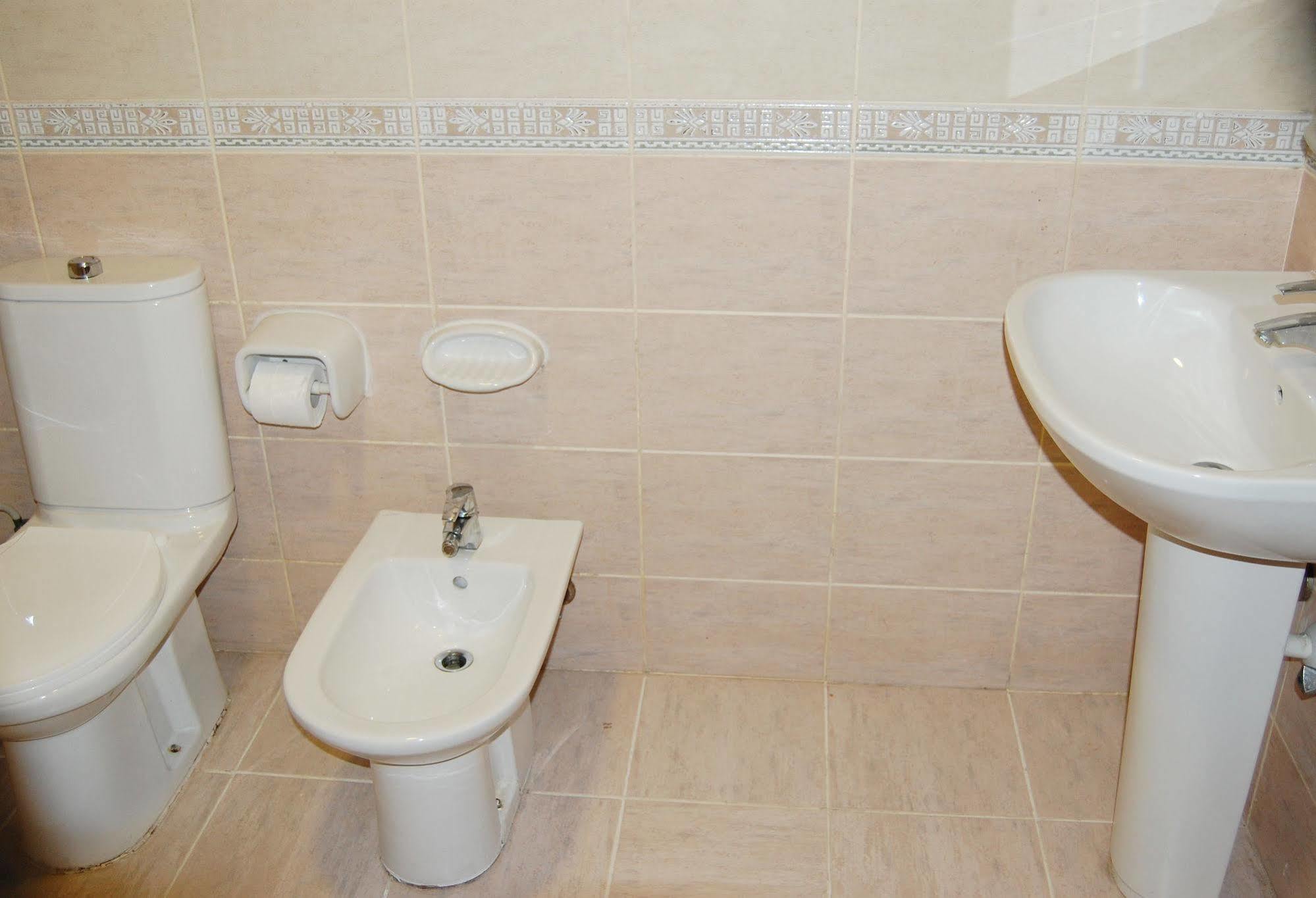 Al Ferdous Hotel Apartment Sharjah Exterior foto
