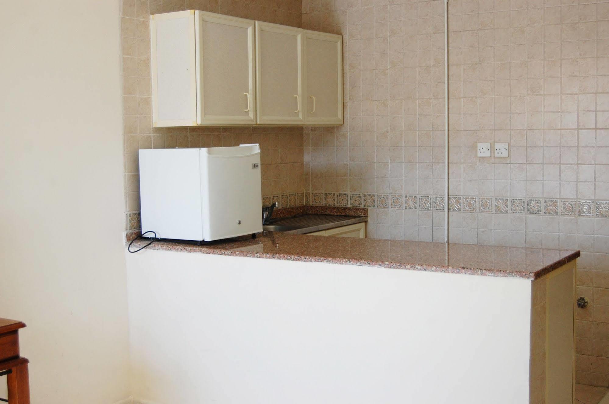 Al Ferdous Hotel Apartment Sharjah Exterior foto